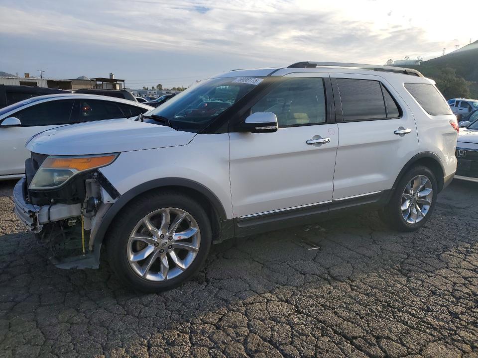 FORD EXPLORER L 2013 with VIN 1FM5K7F84DGB59537 - Photo from auction