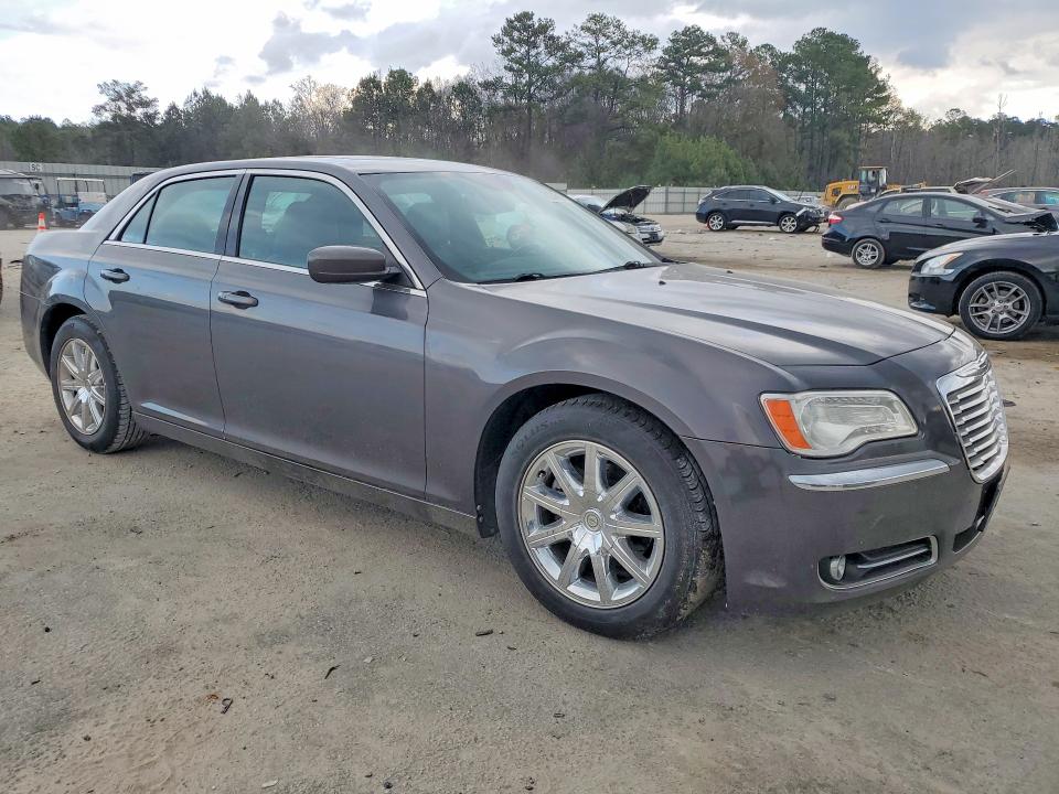 Фото 4 с аукциона – 2013 CHRYSLER 300 с VIN 2C3CCAAG9DH707612