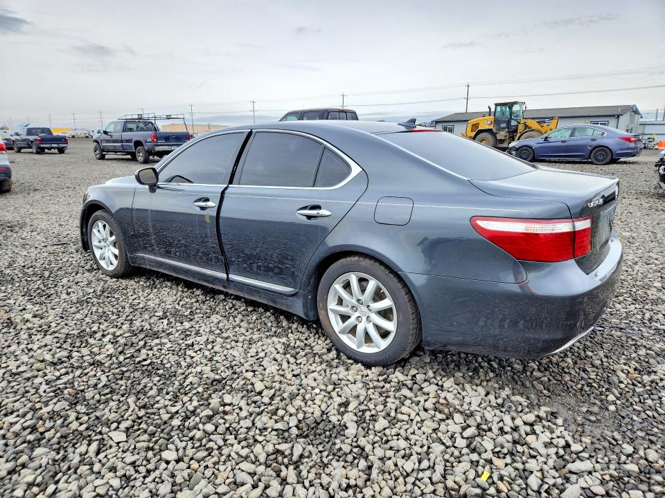 Photo 2 from auction – 2009 LEXUS LS 460 with VIN JTHCL46F295000717