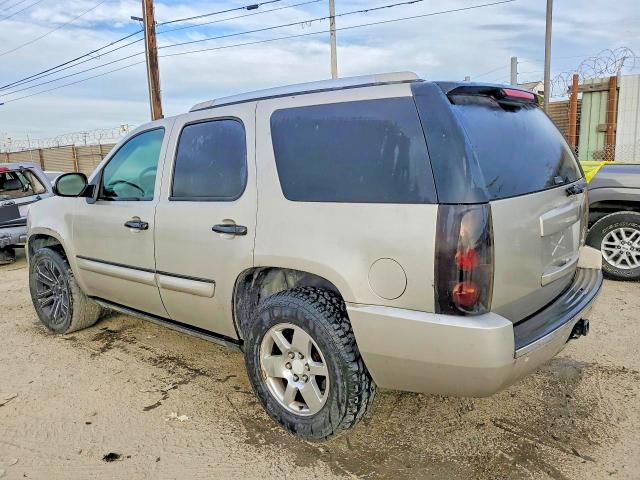 Photo 2 from auction – 2007 GMC YUKON DENA with VIN 1GKFK638X7J291947