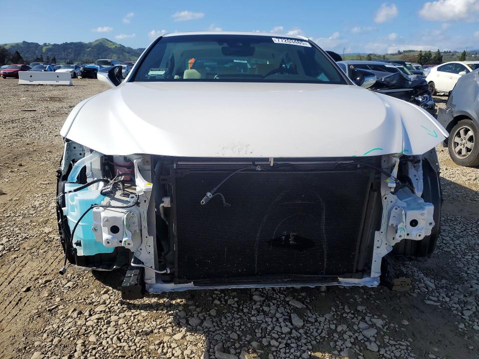 Photo 5 from auction – 2022 LEXUS ES with VIN 58ADZ1B14NU116518