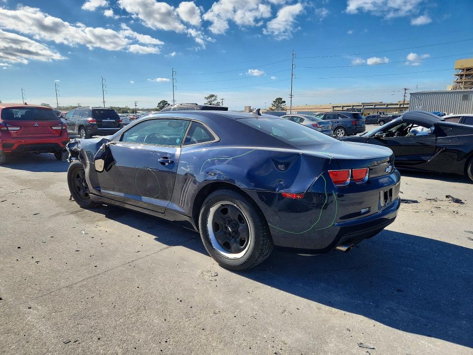Photo 2 from auction – 2011 CHEVROLET CAMARO LS with VIN 2G1FE1ED1B9168566