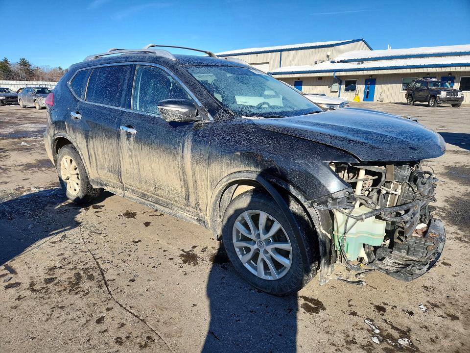 Photo 4 from auction – 2017 NISSAN ROGUE S with VIN KNMAT2MV1HP502581