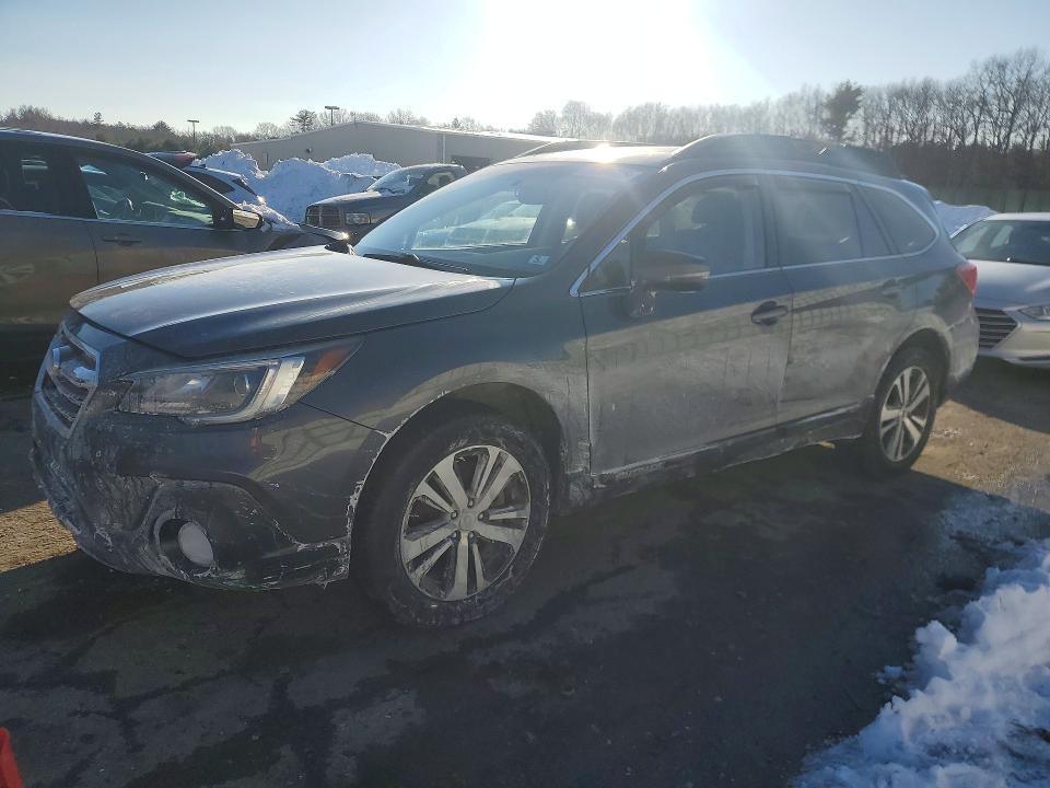 SUBARU OUTBACK 2018 with VIN 4S4BSAKCXJ3315304 - Photo from auction