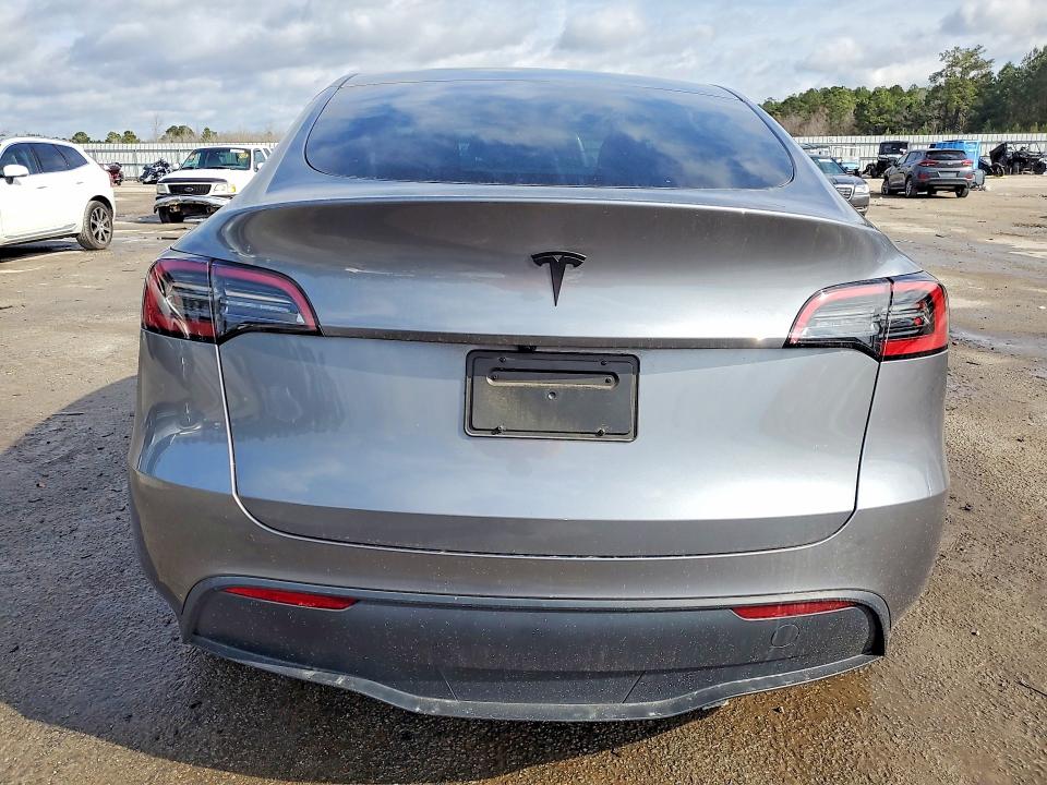 Photo 6 from auction – 2024 TESLA MODEL Y with VIN 7SAYGDED6RF201789