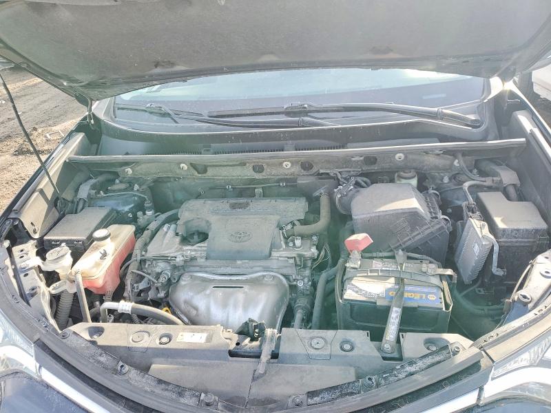 Photo 11 from auction – 2018 TOYOTA RAV4 ADVEN with VIN JTMRFREV3JJ746856
