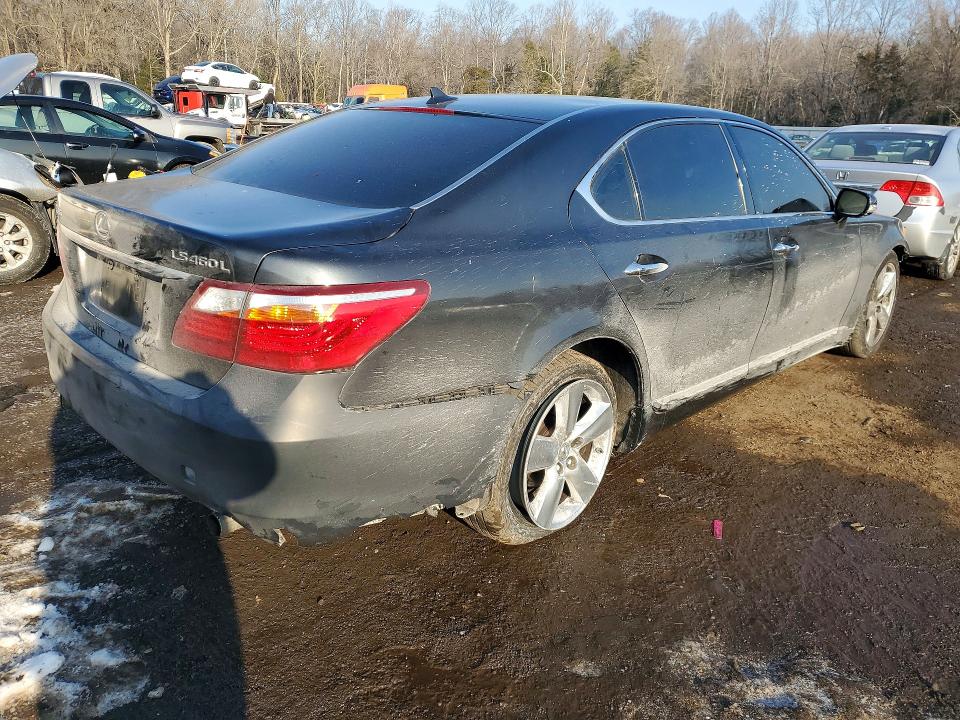 Photo 3 from auction – 2010 LEXUS LS with VIN JTHGL5EFXA5037771