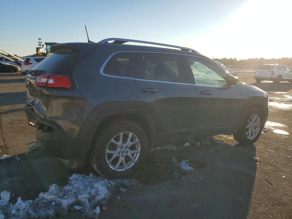 Photo 3 from auction – 2016 JEEP CHEROKEE with VIN 1C4PJMCBXGW183205