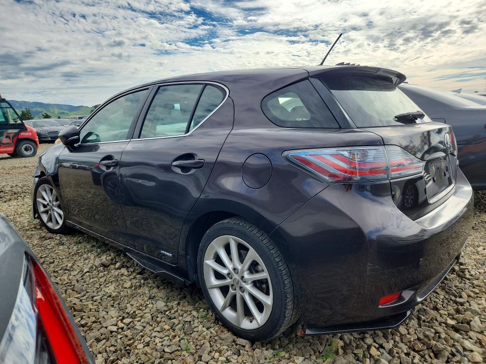 Photo 2 from auction – 2012 LEXUS CT 200H with VIN JTHKD5BH1C2112424