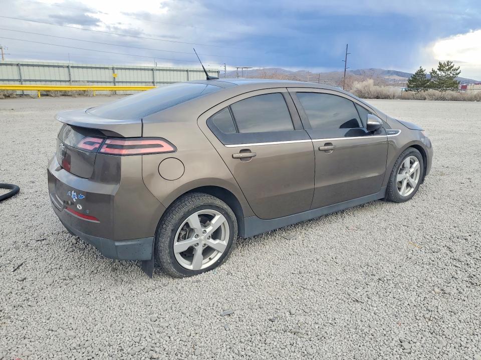 Photo 3 from auction – 2014 CHEVROLET VOLT with VIN 1G1RA6E40EU155031