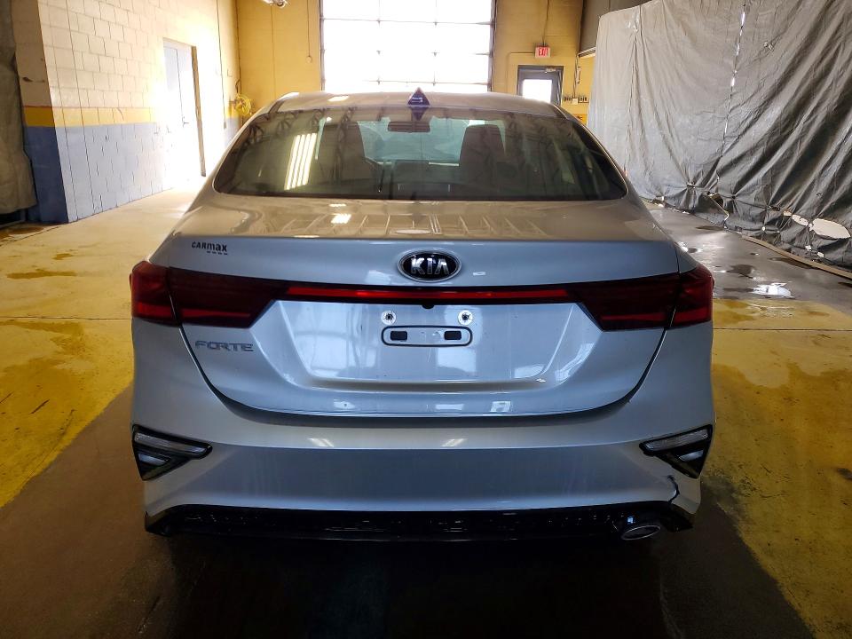 Photo 6 from auction – 2019 KIA FORTE with VIN 3KPF24AD1KE055323