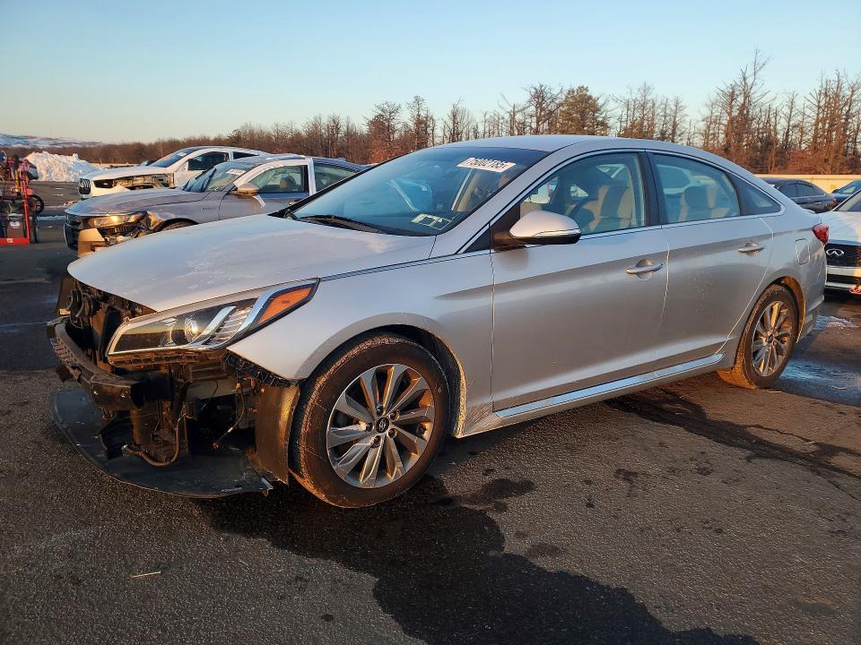 HYUNDAI SONATA 2017 with VIN 5NPE34AF1HH463206 - Photo from auction