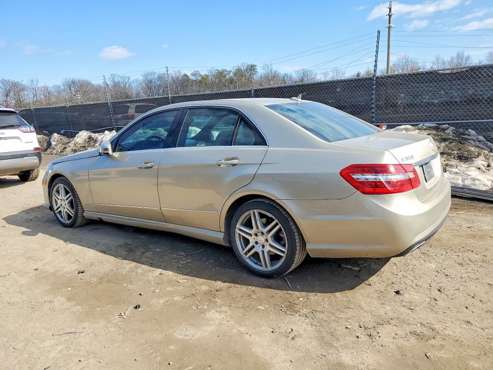 Photo 2 from auction – 2010 MERCEDES-BENZ E with VIN WDDHF5GB8AA100547