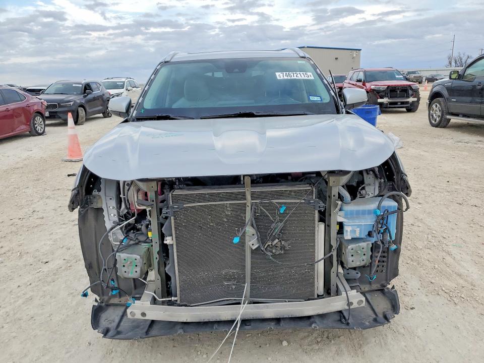 Photo 5 from auction – 2023 TOYOTA HIGHLANDER with VIN 5TDKDRAH4PS010737
