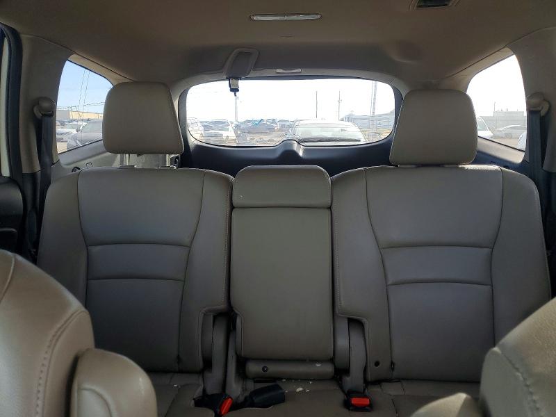 Foto 10 de la subasta – 2016 HONDA PILOT EXL con VIN 5FNYF5H58GB009815
