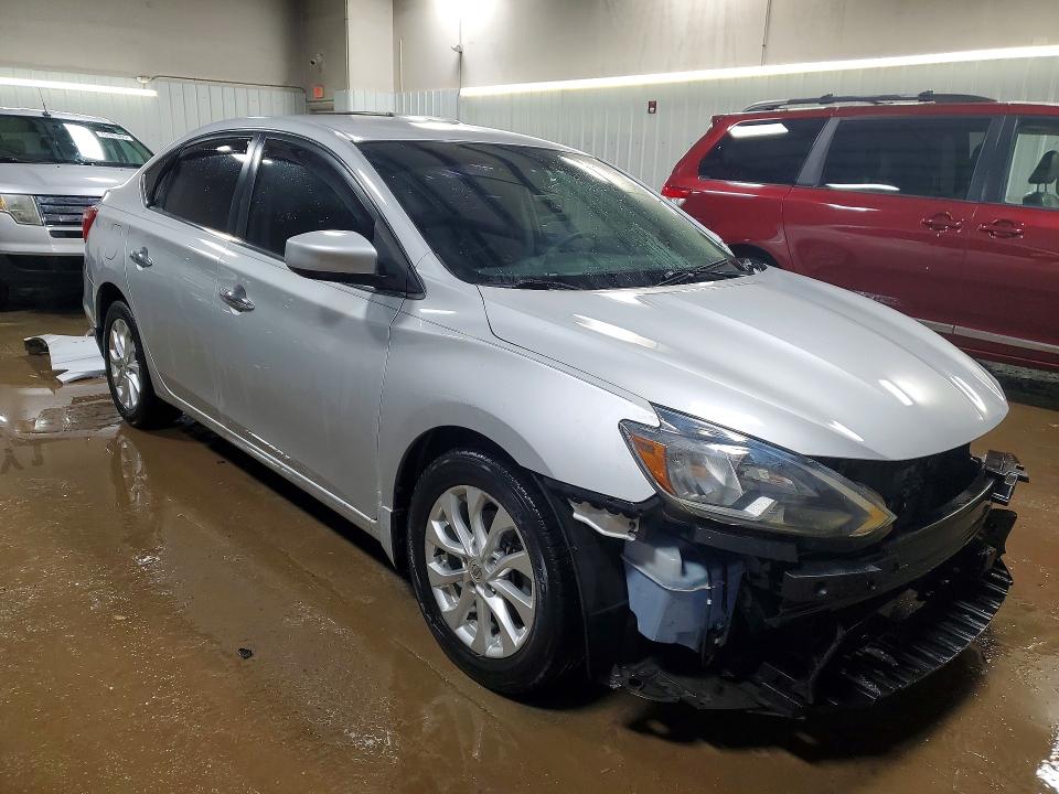 Photo 4 from auction – 2018 NISSAN SENTRA with VIN 3N1AB7AP3JY206703