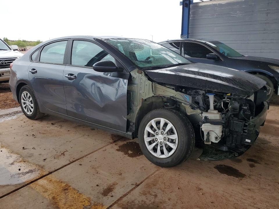 Photo 4 from auction – 2022 KIA FORTE with VIN 3KPF24AD5NE502952