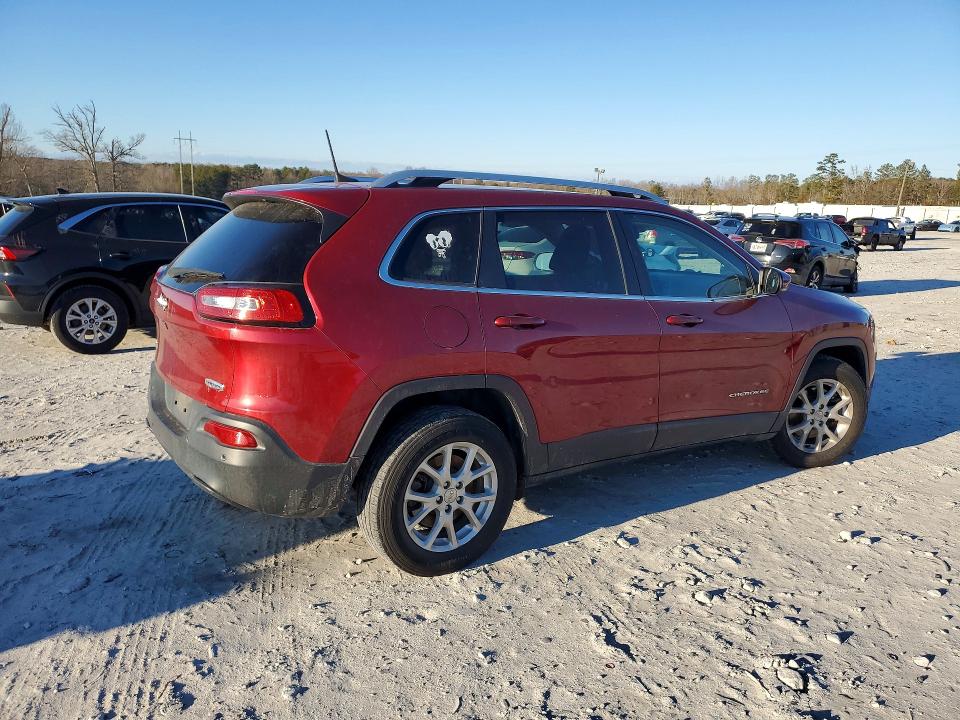 Foto 3 de la subasta – 2017 JEEP CHEROKEE L con VIN 1C4PJMCB1HW583669