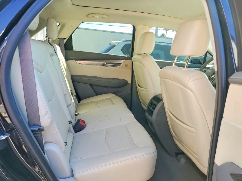 Photo 11 from auction – 2018 CADILLAC XT5 with VIN 1GYKNCRS9JZ196480