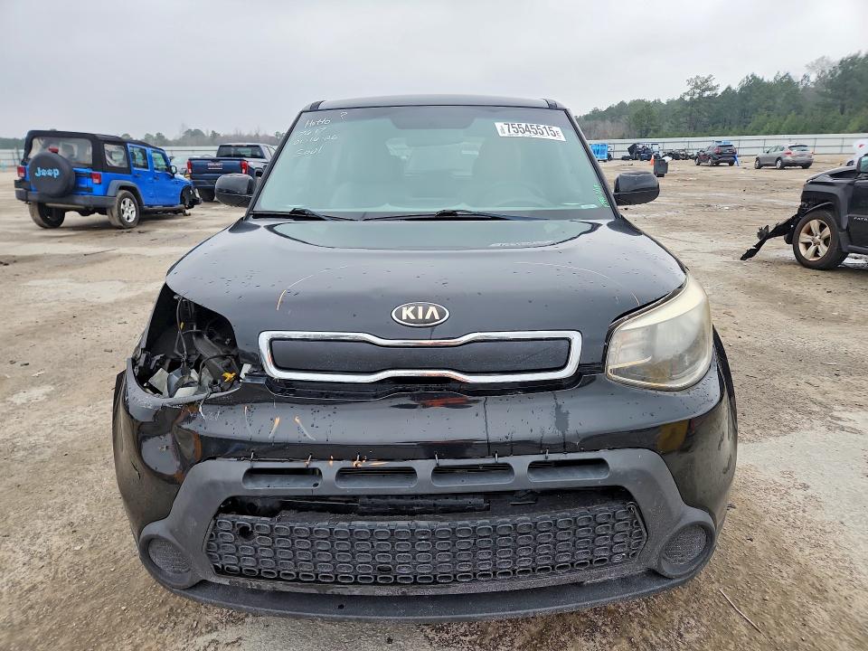 Photo 5 from auction – 2016 KIA SOUL with VIN KNDJN2A21G7368366