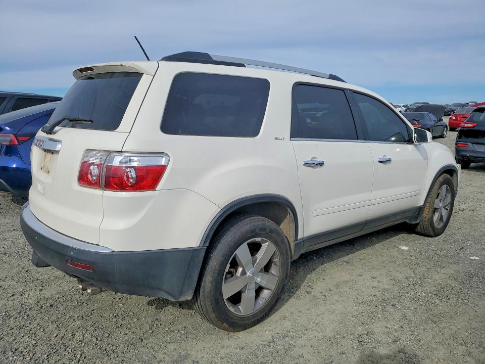 Photo 3 from auction – 2011 GMC ACADIA SLT with VIN 1GKKRRED5BJ143350