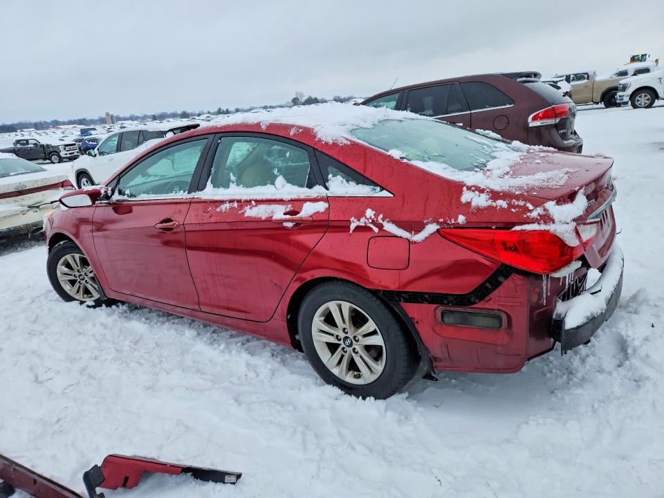 Photo 2 from auction – 2013 HYUNDAI SONATA GLS with VIN 5NPEB4AC4DH746668