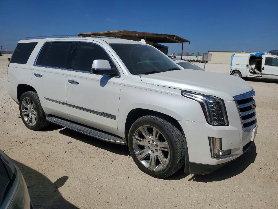 Photo 4 from auction – 2016 CADILLAC ESCALADE with VIN 1GYS3BKJXGR359289