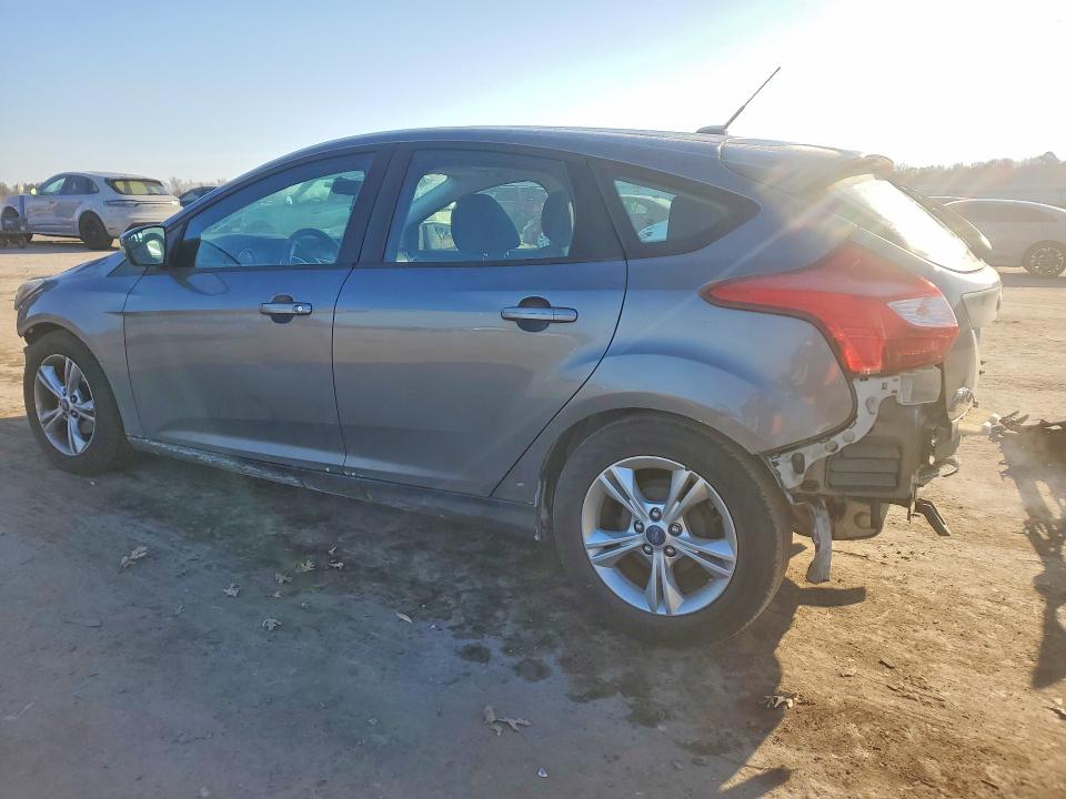 Photo 2 from auction – 2014 FORD FOCUS SE with VIN 1FADP3K20EL204662