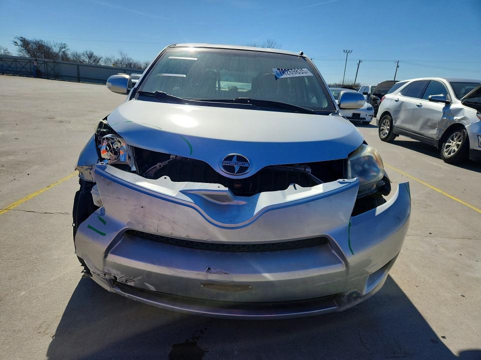 Photo 5 from auction – 2011 SCION XD with VIN JTKKU4B46B1014642