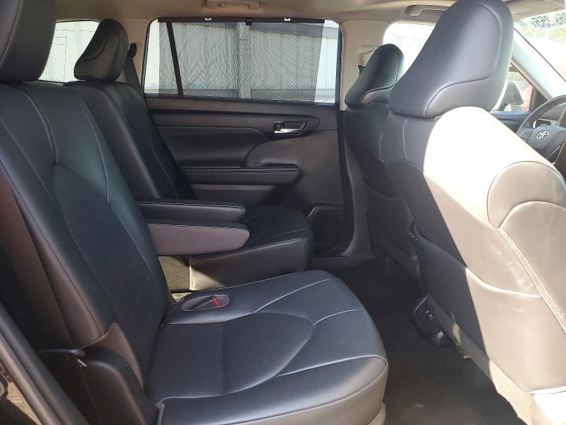 Photo 11 from auction – 2020 TOYOTA HIGHLANDER with VIN 5TDGZRAH2LS007790