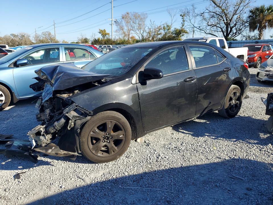 TOYOTA COROLLA 2015 with VIN 2T1BURHE6FC373141 - Photo from auction