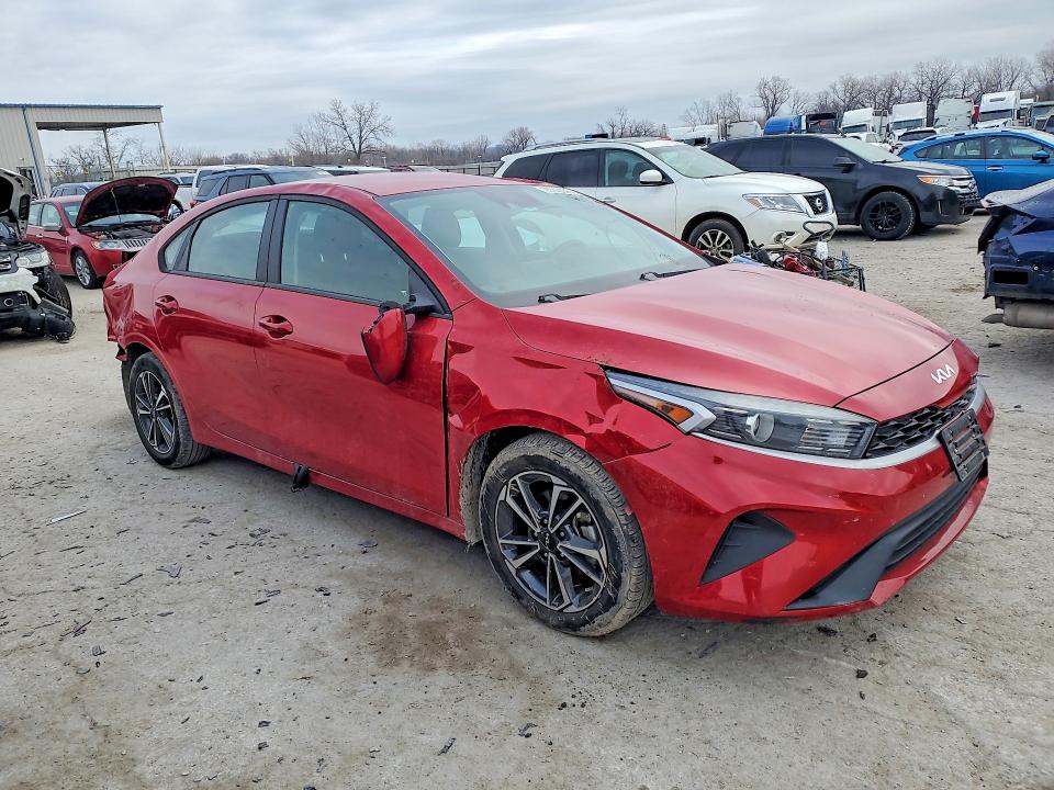 Photo 4 from auction – 2023 KIA FORTE with VIN 3KPF24AD3PE516593