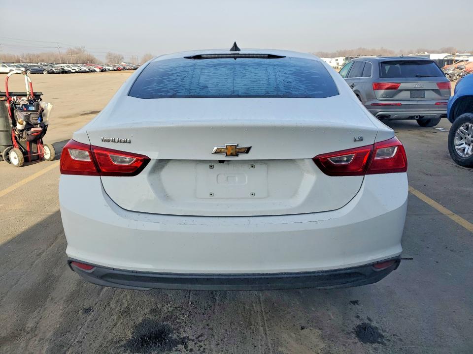 Photo 6 from auction – 2016 CHEVROLET MALIBU with VIN 1G1ZB5ST5GF338600