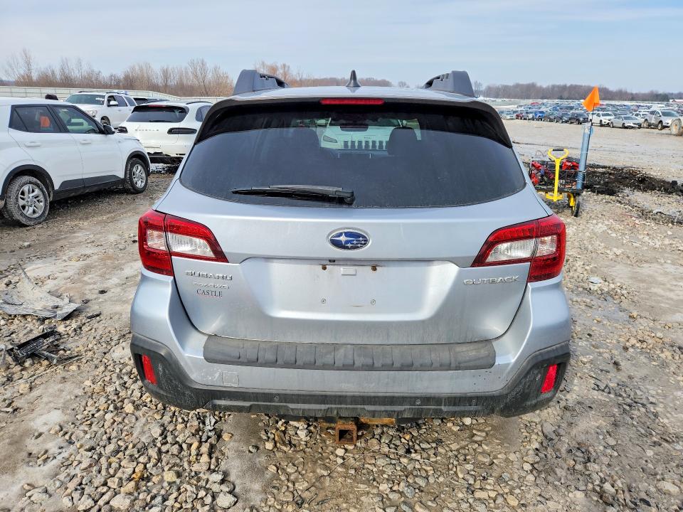 Photo 6 from auction – 2018 SUBARU OUTBACK with VIN 4S4BSANC4J3213699