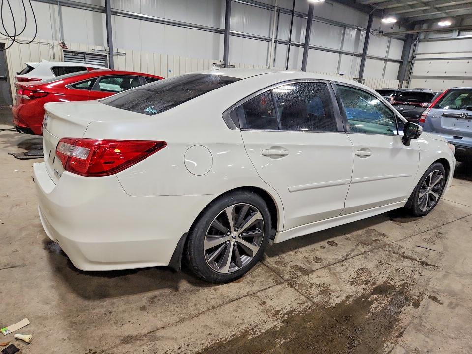Photo 3 from auction – 2015 SUBARU LEGACY with VIN 4S3BNBL64F3027537