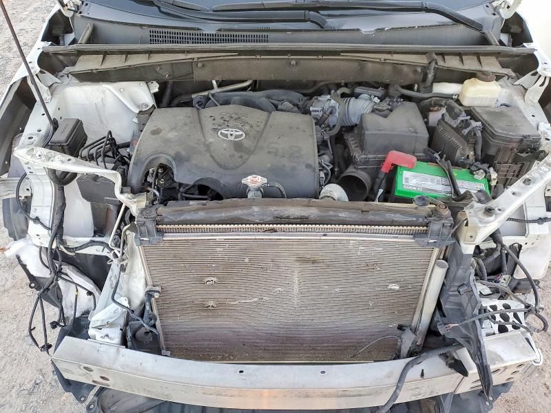Foto 12 de la subasta – 2018 TOYOTA HIGHLANDER con VIN 5TDYZRFH0JS253019