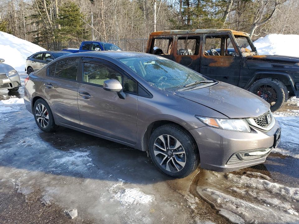 Photo 4 from auction – 2013 HONDA CIVIC with VIN 2HGFB2F41DH003759