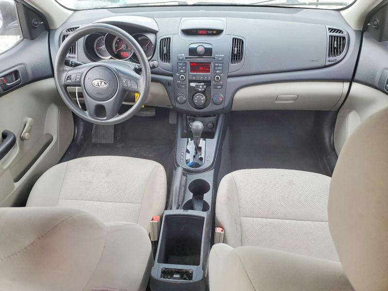 Photo 8 from auction – 2010 KIA FORTE LX with VIN KNAFT4A22A5092612