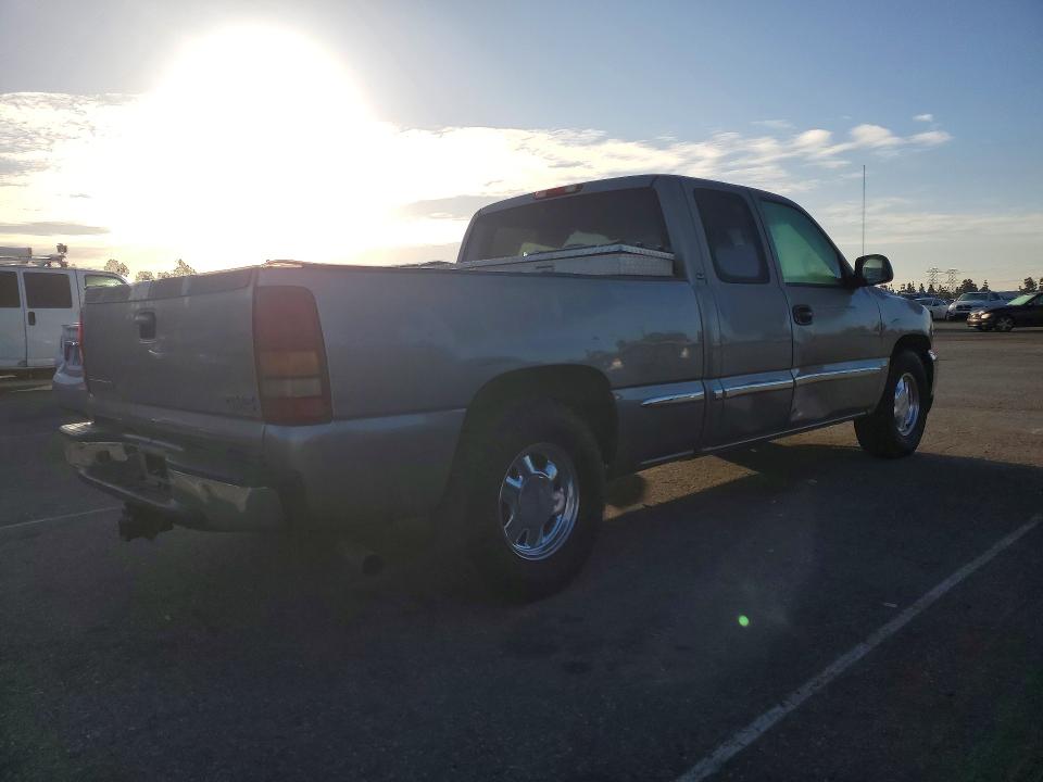 Photo 3 from auction – 2002 GMC NEW SIERRA with VIN 2GTEC19T921206151