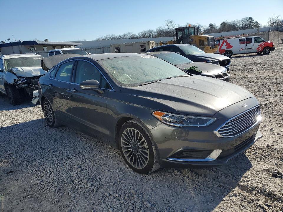 Photo 4 from auction – 2018 FORD FUSION SE with VIN 3FA6P0HDXJR174632