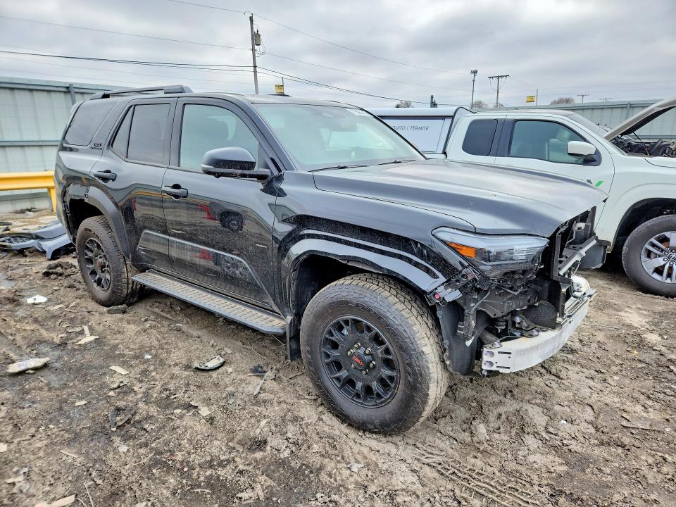 Photo 4 from auction – 2025 TOYOTA 4RUNNER with VIN JTEVA5BR3S5070797