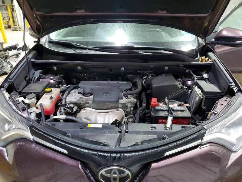 Photo 12 from auction – 2018 TOYOTA RAV4 with VIN 2T3RFREV7JW814898