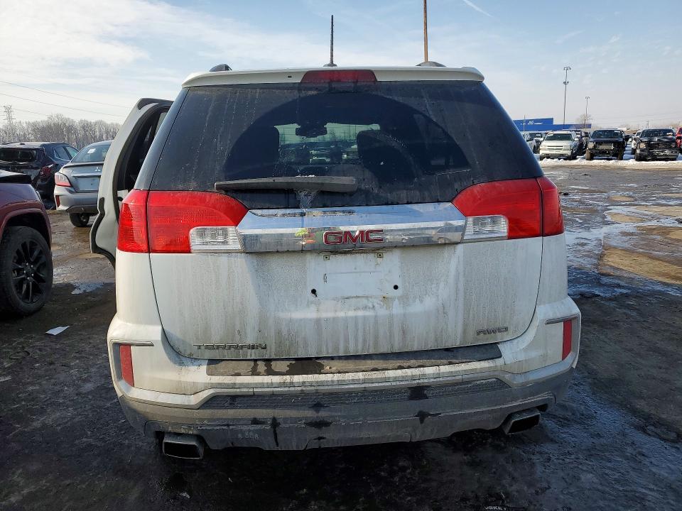 Photo 6 from auction – 2017 GMC TERRAIN with VIN 2GKFLTE35H6325255