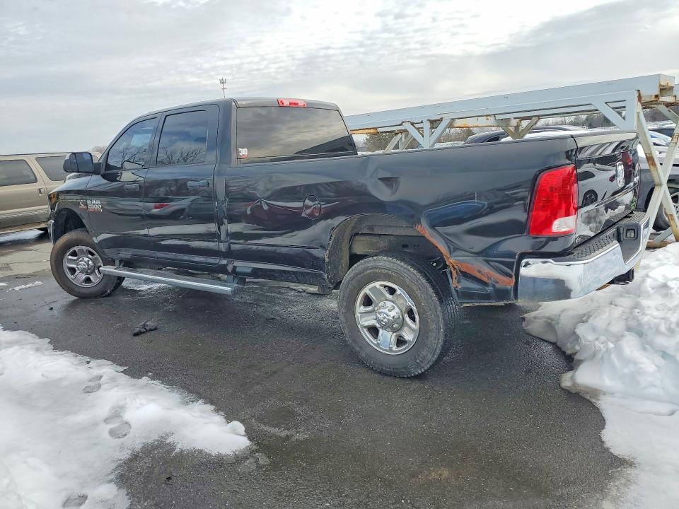 Photo 2 from auction – 2018 RAM 2500 with VIN 3C6UR5HL2JG368493