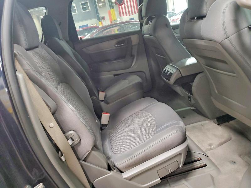 Photo 11 from auction – 2017 CHEVROLET TRAVERSE L with VIN 1GNKRGKD9HJ187615