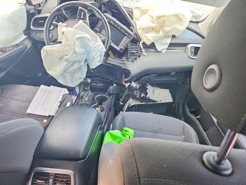 Photo 8 from auction – 2019 KIA SORENTO with VIN 5XYPG4A53KG598092