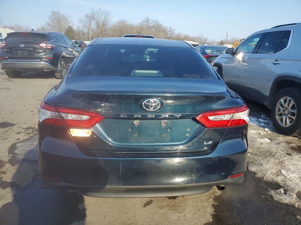 Photo 6 from auction – 2018 TOYOTA CAMRY with VIN 4T1B11HK2JU616631