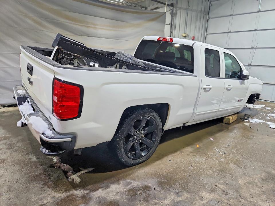 Photo 3 from auction – 2017 CHEVROLET SILVERADO with VIN 1GCVKREC6HZ215705