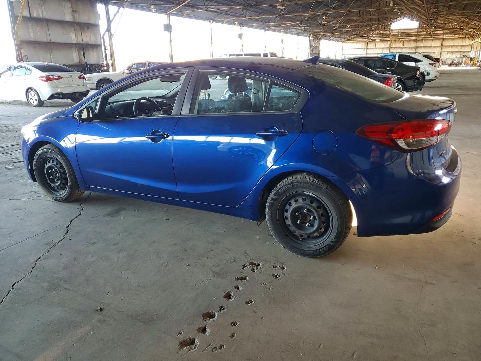 Photo 2 from auction – 2018 KIA FORTE with VIN 3KPFK4A78JE169120