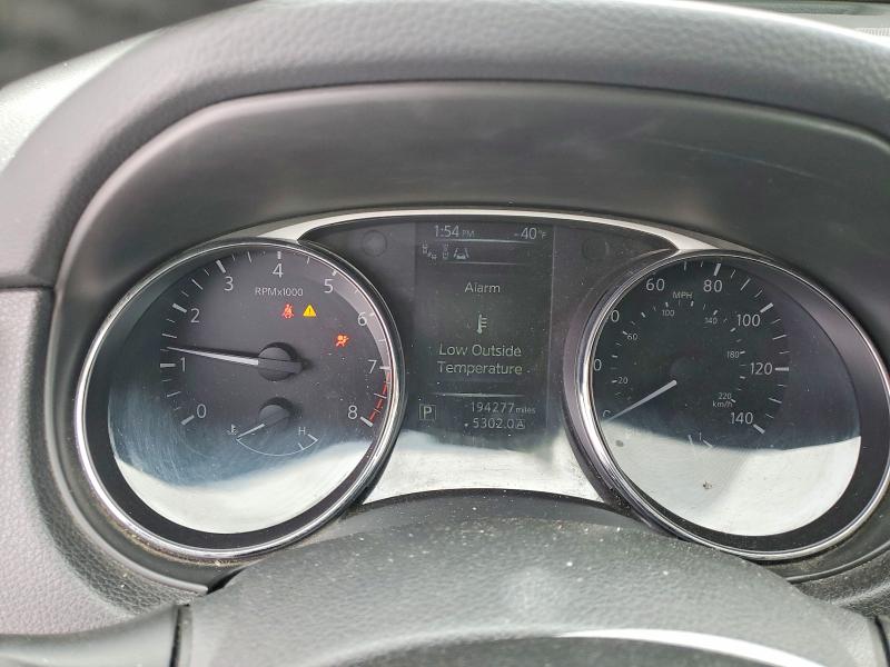 Photo 9 from auction – 2015 NISSAN ROGUE S with VIN 5N1AT2MV9FC850127